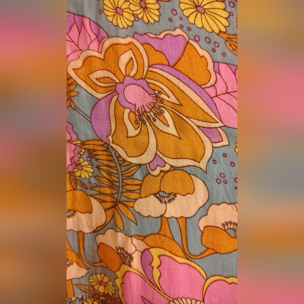 RusttyDustty Boho Floral V-Neck Mini Dress - Picture 7 of 8